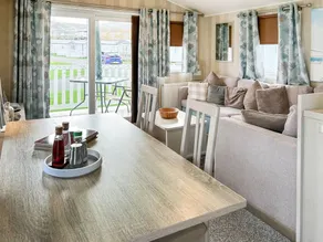 Cottage with garden & pool | River view - Image 5