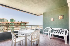 Holiday apartment with terrace & pool | Beach view - Image 2