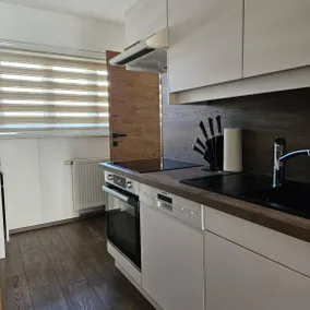 Holiday apartment with pool - Image 5