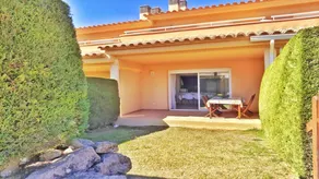 Agréable villa conviviale et familiale avec terrasse, jardin et piscine - Image 3