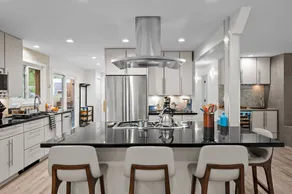 New Listing! Walk to Pearl St | Hot Tub | Garden - Image 4