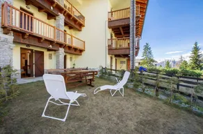 Holiday home with garden | Mountain view - Image 3