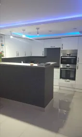 Apartamento con jardín - Image 2