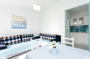 Holiday apartment with barbecue | Garden view - Image 4