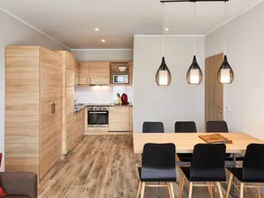 Holiday apartment with heated pool, garden & sauna | Mountain view - Image 3
