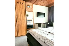 Holiday home with terrace & barbeque - Image 5