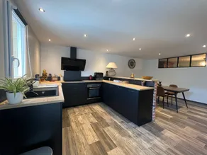 Appartement de vacances avec piscine - Image 3