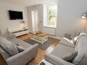 Cottage with garden - Image 5