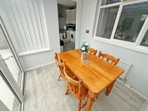 Family-oriented cottage with garden & barbecue | River view | Dogs allowed - Image 3