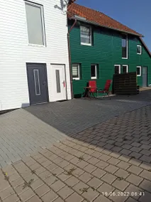 Apartment with barbecue, terrace & garden - Image 5