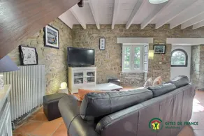 Gite with garden, terrace & barbecue - Image 2