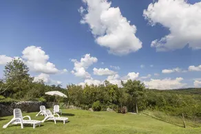 Casa vacacional con barbacoa, jardín y terraza - Image 5
