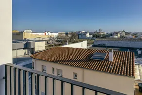 Aparthotel with fast internet | City view - Image 2