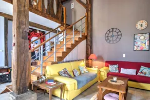 Magical Stay at Il était une fois Cottage – Shared Pool and Air Conditioning - Image 3
