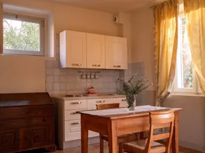 Studio-Apartment mit Sommerpool, Garten und Aussicht - Image 5
