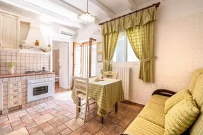 Appart'hôtel avec piscine, jacuzzi et internet haut débit | Vue jardin - Image 5