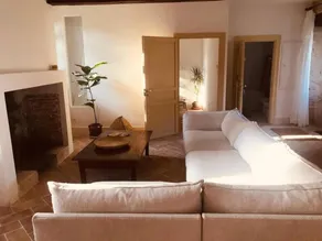 Holiday home with garden & terrace - Image 5