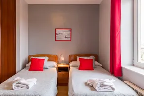 Private room with terrace | Sea view | Suitable for remote work - Image 4