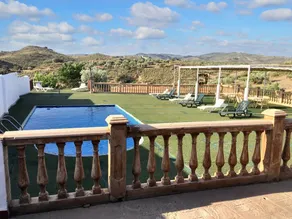 Villa mit privatem Pool, Garten und Terrasse | Poolblick - Image 3