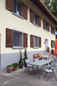 Acogedor apartamento con jardín, terraza y barbacoa | Vistas a la naturaleza | Admite perro - Image 2