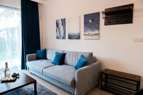 Holiday apartment with terrace & garden - Image 4