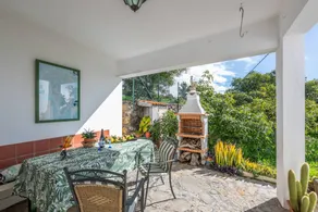 Casa 'Isabel' with Sea Views, Private Terrace and Wi-Fi - Image 3