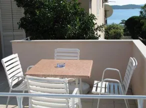 Studio with garden, terrace & barbecue | Beach nearby - Image 4