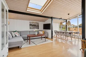 Family-oriented wonderful house with barbeque & garden | Golf view | Pets allowed - Image 2