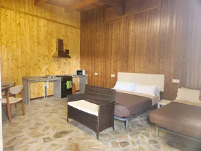 Room 'Jardín Habitación Triple B' with Private Pool, Shared Terrace and Shared Garden - Image 3