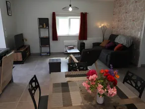 Peaceful house with air conditioning and Wi-Fi, pet-friendly - Image 4