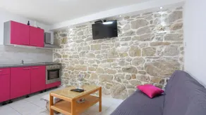 Nice flat with BBQ & terrace | Pets allowed - Image 2