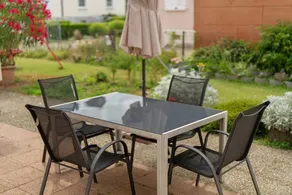 Nice holiday apartment with terrace & garden - Image 2
