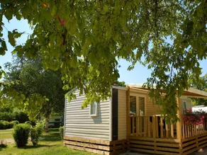 Mobile home with terrace & heated pool | Pets are welcome - Image 4