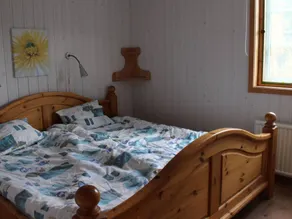 Holiday home with terrace - Image 4