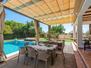 Fully equipped pleasant holiday home with garden, private pool & barbeque | Nature view - Image 5