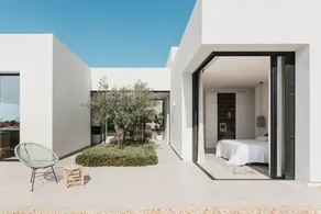 Child-friendly villa with terrace, garden & barbeque | Panoramic view - Image 5