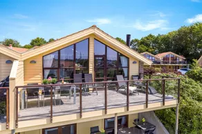 Ferienhaus mit Sauna, Grill und Whirlpool | Meerblick - Image 2