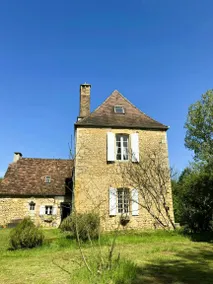 Family-oriented house with private pool, BBQ & terrace | Suitable for remote work | Pets allowed - Image 3