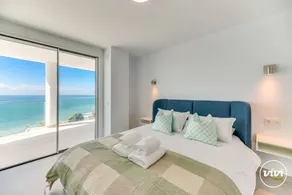 Voll ausgestattetes großzügiges Apartment mit Terrasse, Pool und Grill | Stadtblick | Neben dem Strand | Perfekt für die Arbeit von Zuhause - Image 5