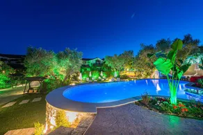 Charming villa with pool | Close to the beach - Image 2