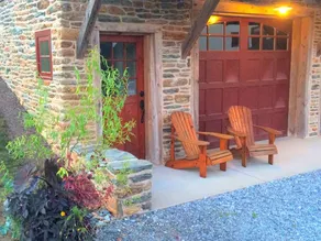 Stylish Cottage Loft Rental on a Farm in Lancaster County near Philadelphia, Pennsylvania - Image 5