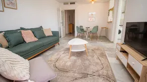 Apartment mit Pool und Terrasse - Image 3