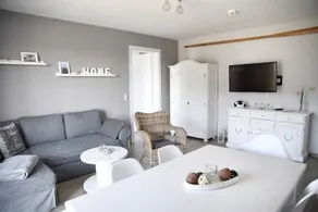 Holiday apartment with terrace & BBQ - Image 3