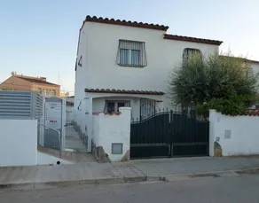 House with garden, terrace & barbeque | Panoramic view - Image 2
