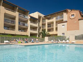 Appartement avec piscine - Image 2