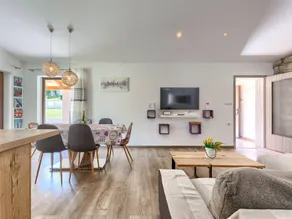 Fully equipped charming house with terrace, private pool & BBQ | Pets allowed - Image 3