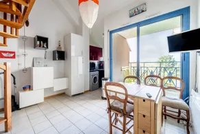 Agréable appartement de vacances convivial et familial avec piscine, terrasse et jardin | Vue jardin | Avec animaux bienvenus - Image 2