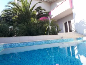 Habitación privada con piscina y terraza | Adaptada para teletrabajar - Image 4