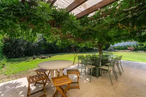 Family-friendly holiday home with barbeque, pool & garden | Suitable for remote work - Image 3
