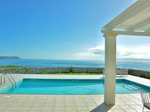 Holiday home with private pool, barbeque & garden | Nature view - Image 5